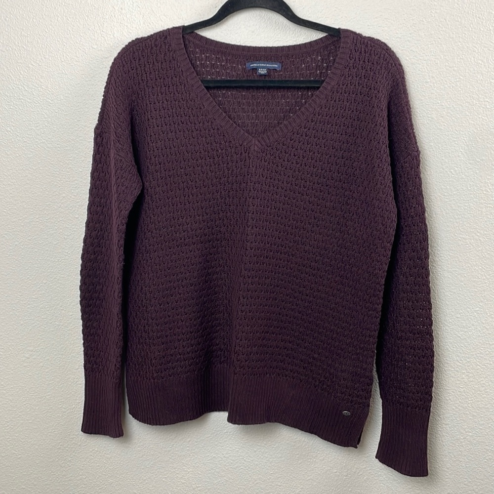 American eagle plum loose knit sweater size S